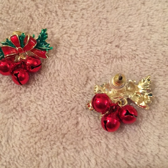 Holly Jingle Bells Holiday Pierced Earrings NWT - Picture 4 of 4